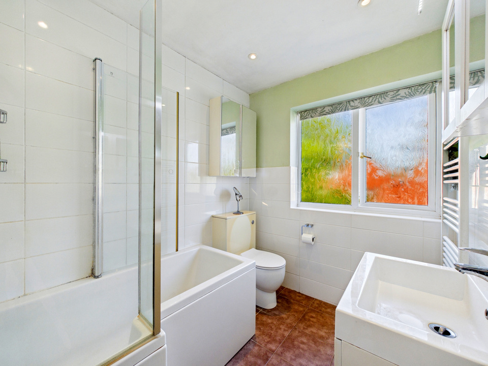 4 bed detached house for sale in Lambs Farm Road, Horsham  - Property Image 17