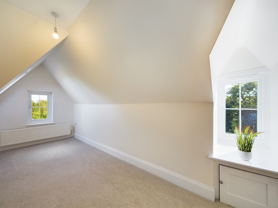 2 bed apartment for sale in Church Street, Warnham, Horsham - Property Image 7