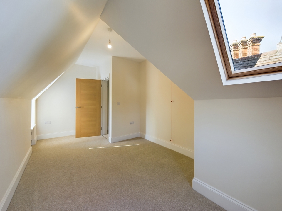 2 bed apartment for sale in Church Street, Warnham, Horsham - Property Image 13