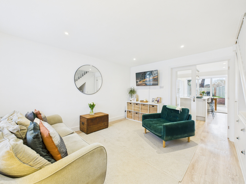 3 bed terraced house for sale in Wakehurst Mews, Horsham, West Sussex - Property Image 2