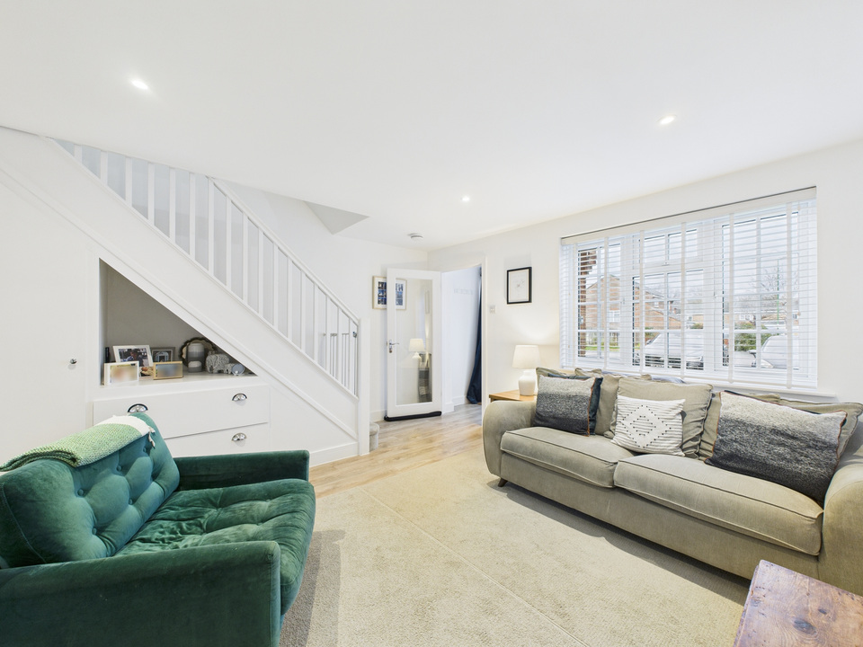 3 bed terraced house for sale in Wakehurst Mews, Horsham, West Sussex - Property Image 3
