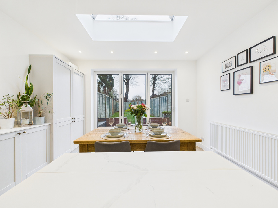 3 bed terraced house for sale in Wakehurst Mews, Horsham, West Sussex - Property Image 9