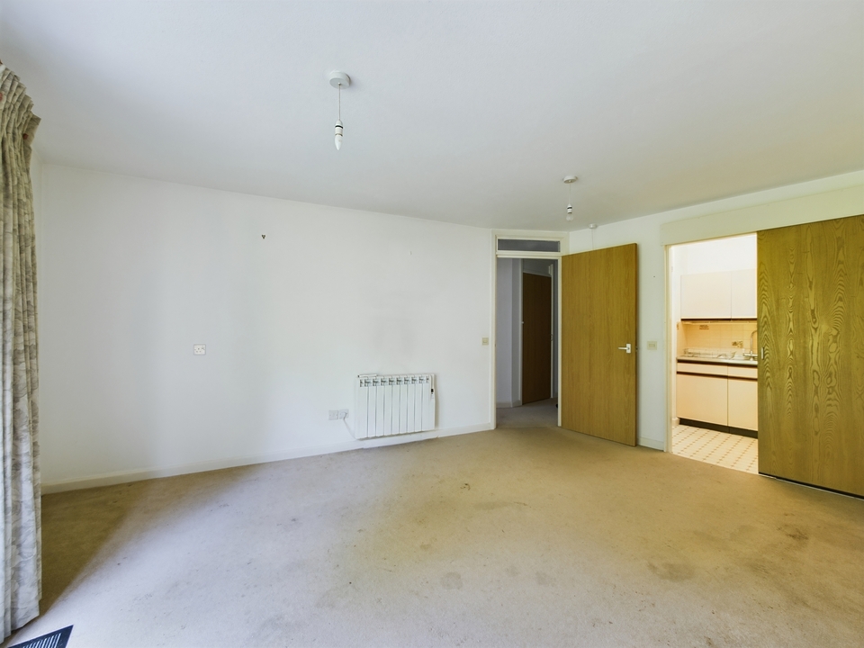 1 bed apartment for sale in Jasmine Court, Horsham  - Property Image 11