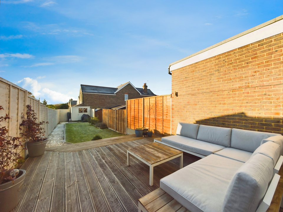 3 bed terraced house for sale in Oakhill Road, Horsham - Property Image 12