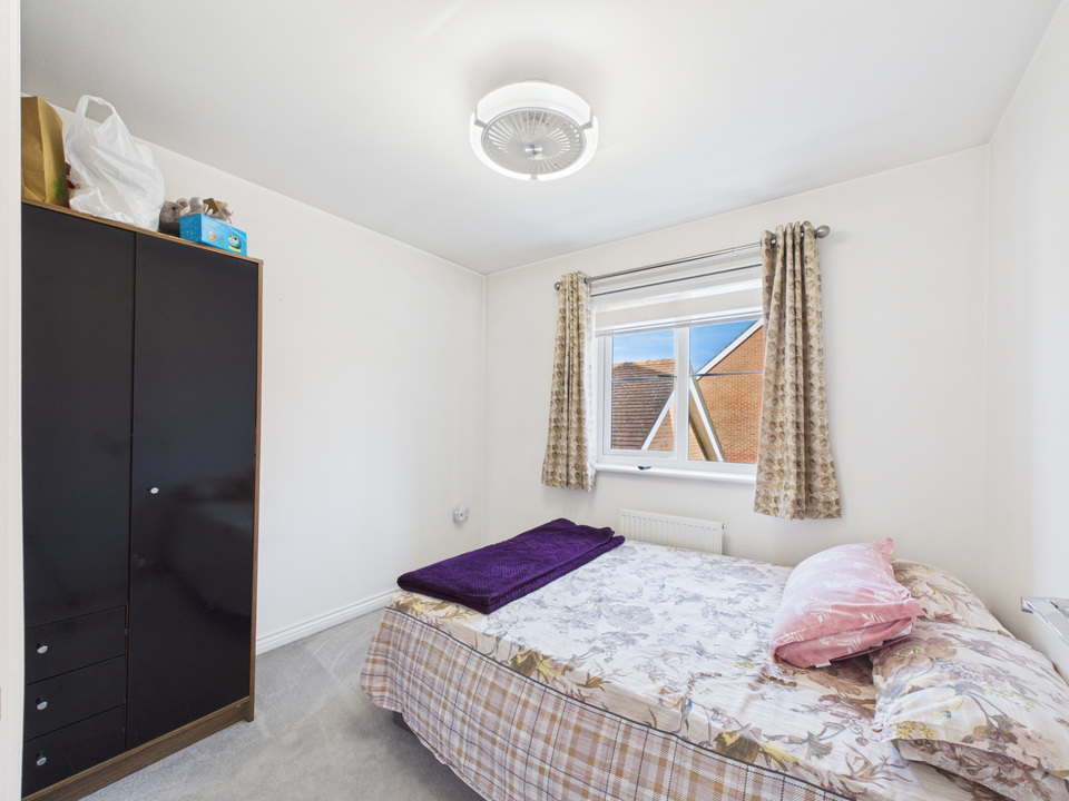 4 bed detached house for sale in Tributary Lane, Faygate, Horsham, RH12 0BQ - Property Image 7