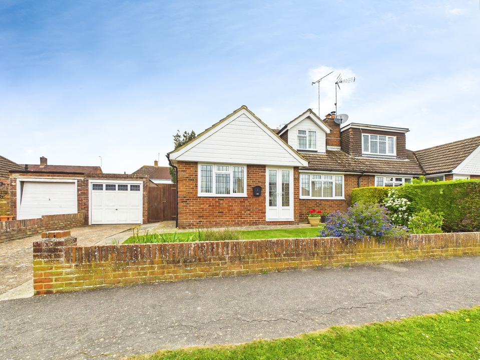3 bed bungalow for sale in The Rise, Partridge Green