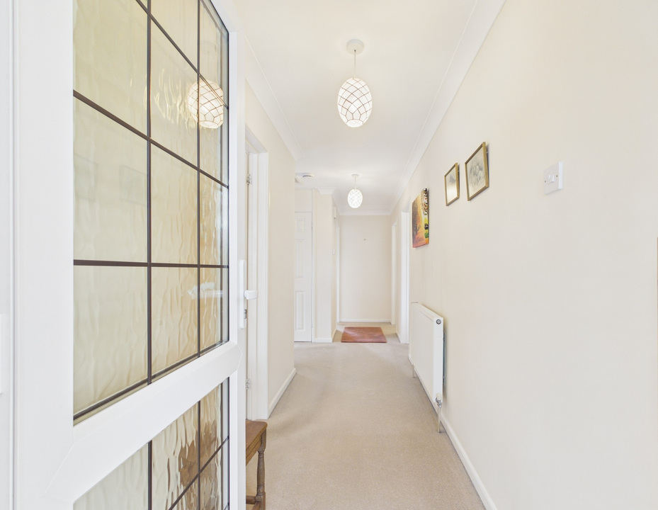 3 bed bungalow for sale in The Rise, Partridge Green  - Property Image 11