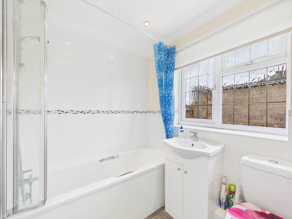3 bed bungalow for sale in The Rise, Partridge Green  - Property Image 7