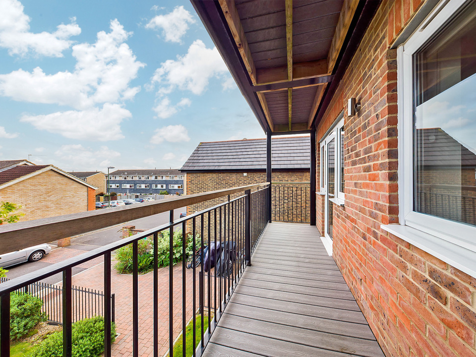 2 bed apartment for sale in Precision Court, Park Terrace East, Horsham  - Property Image 4