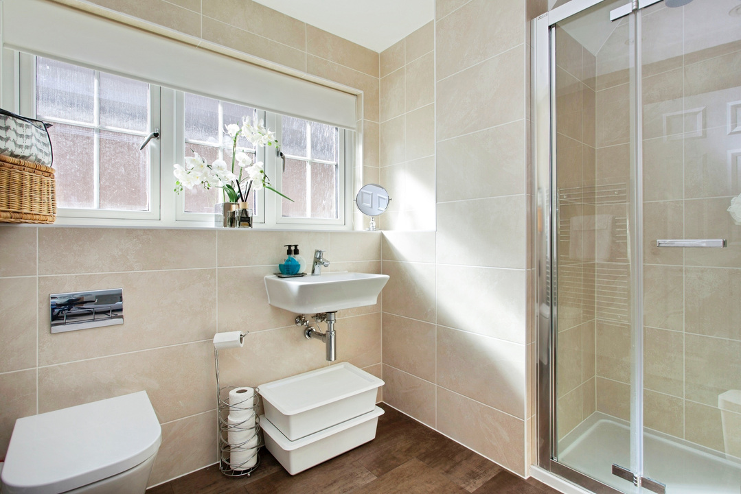 4 bed end of terrace house for sale in Millpond Lane, Horsham, West Sussex  - Property Image 16