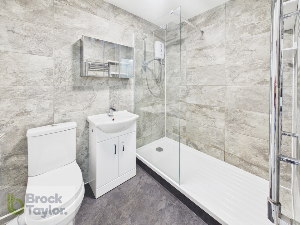 2 bed apartment for sale in Stockwell Court, Haywards Heath, West Sussex, RH16 4QP  - Property Image 10
