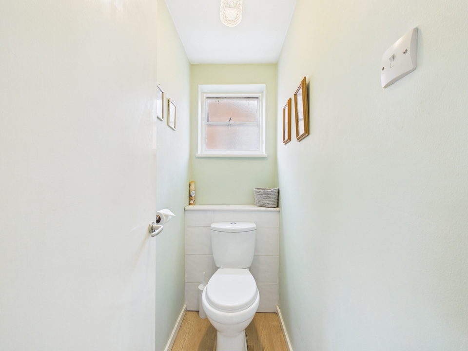4 bed detached house for sale in Brambling Road, Horsham, West Sussex  - Property Image 15