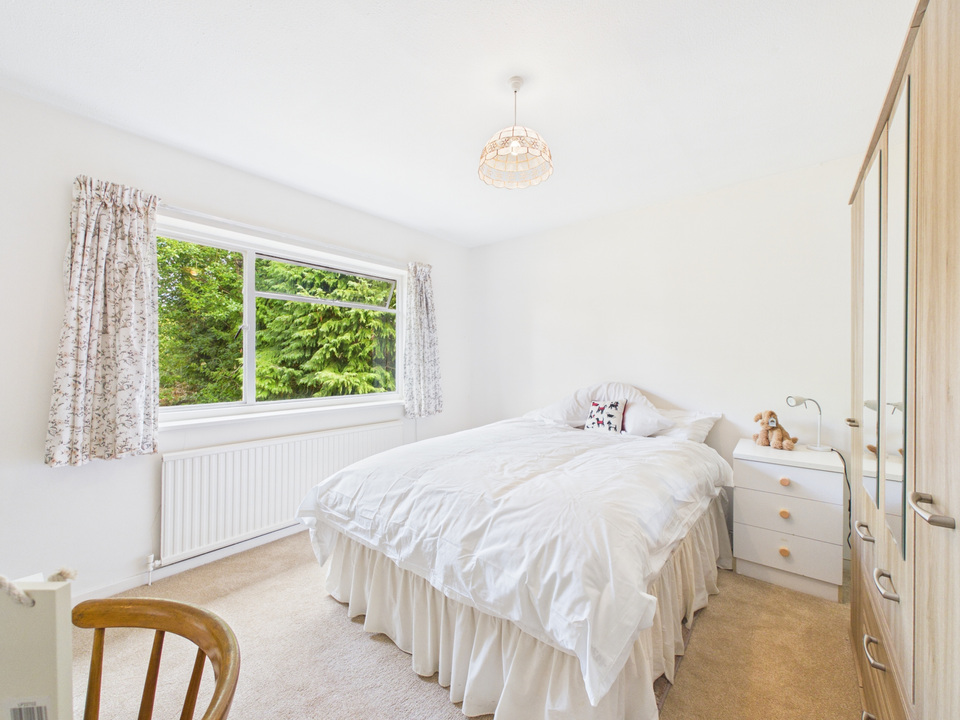 4 bed detached house for sale in Brambling Road, Horsham, West Sussex  - Property Image 5