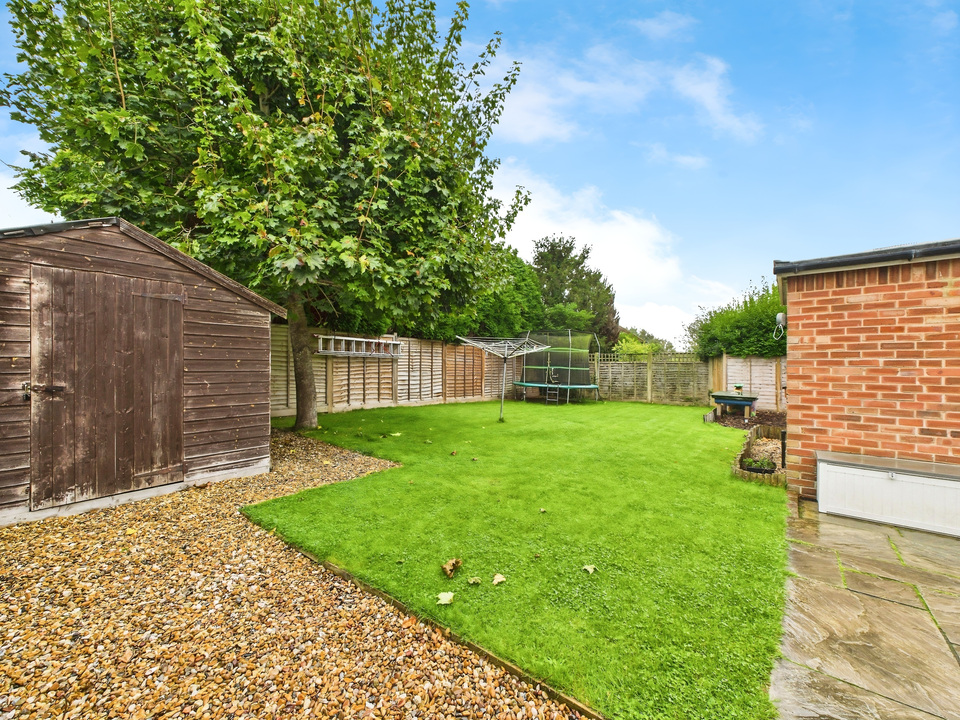 3 bed semi-detached house for sale in Littleworth Lane, Partridge Green  - Property Image 11