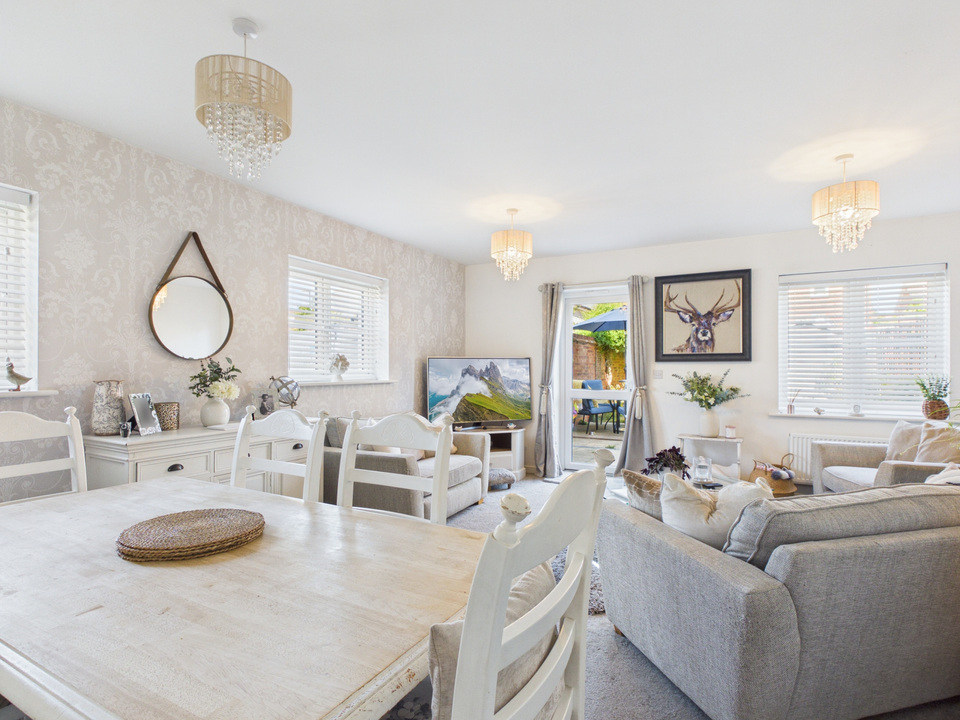 3 bed semi-detached house for sale in Onslow Walk, Broadbridge Heath, RH12 3XJ  - Property Image 11