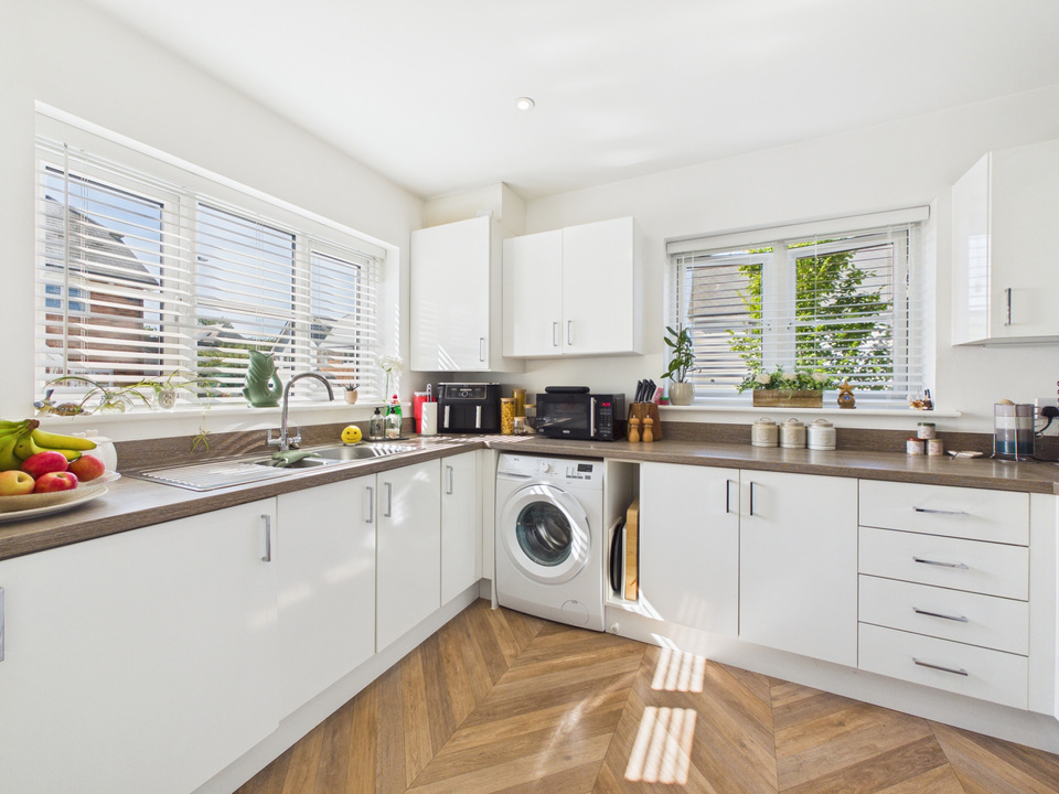 3 bed semi-detached house for sale in Onslow Walk, Broadbridge Heath, RH12 3XJ  - Property Image 4