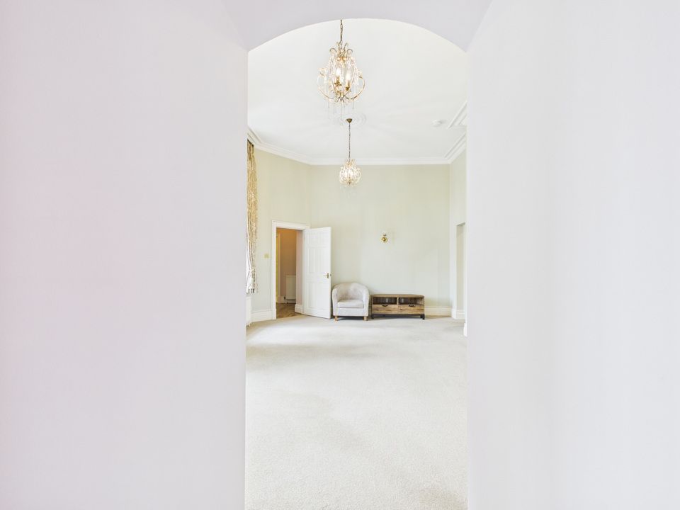 2 bed apartment for sale in The Apartment, Roffey Park, Forest Road, Horsham, West Sussex - Property Image 6