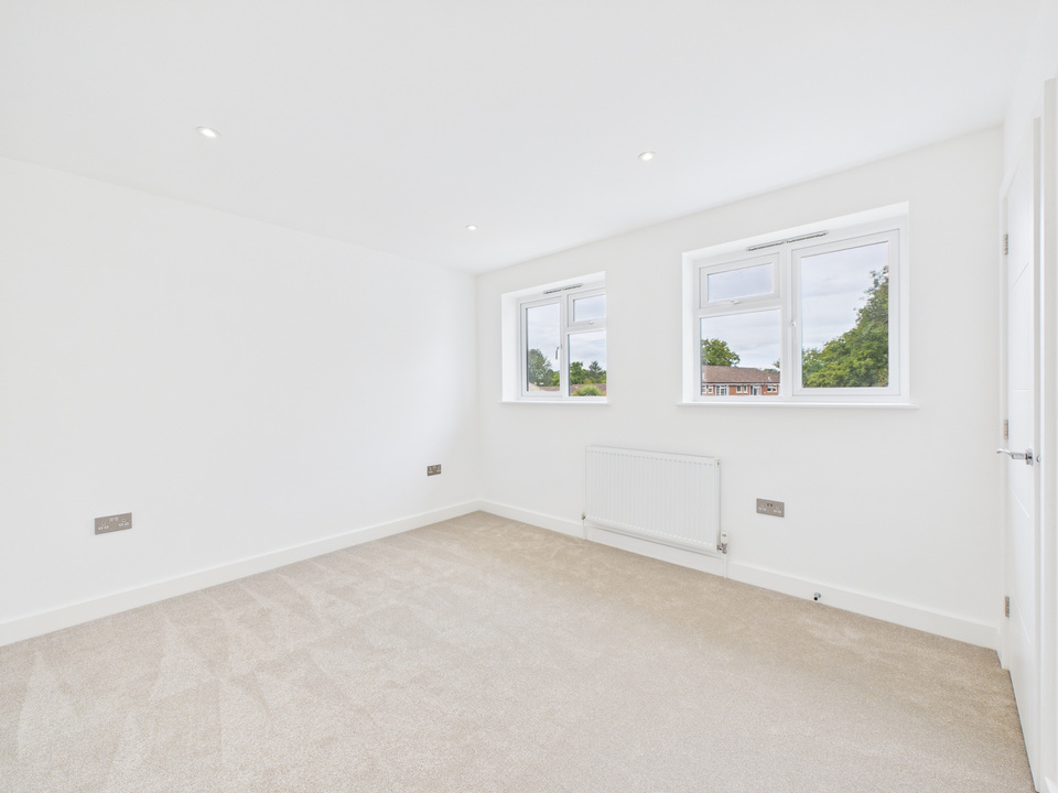 2 bed semi-detached house for sale in Timber Mill, Southwater - Property Image 4