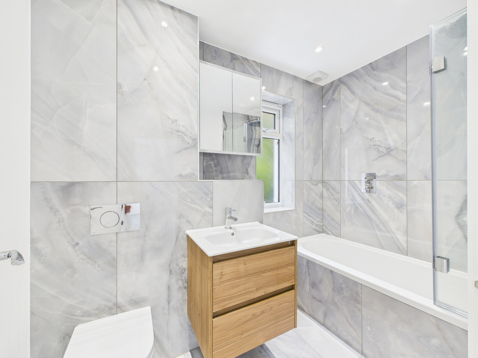 2 bed semi-detached house for sale in Timber Mill, Southwater - Property Image 6