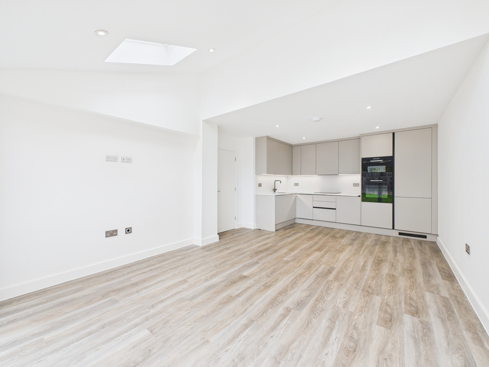 2 bed semi-detached house for sale in Timber Mill, Southwater - Property Image 9