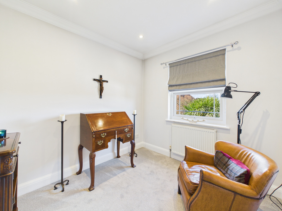 4 bed detached house for sale in Rusper Road, Horsham - Property Image 32