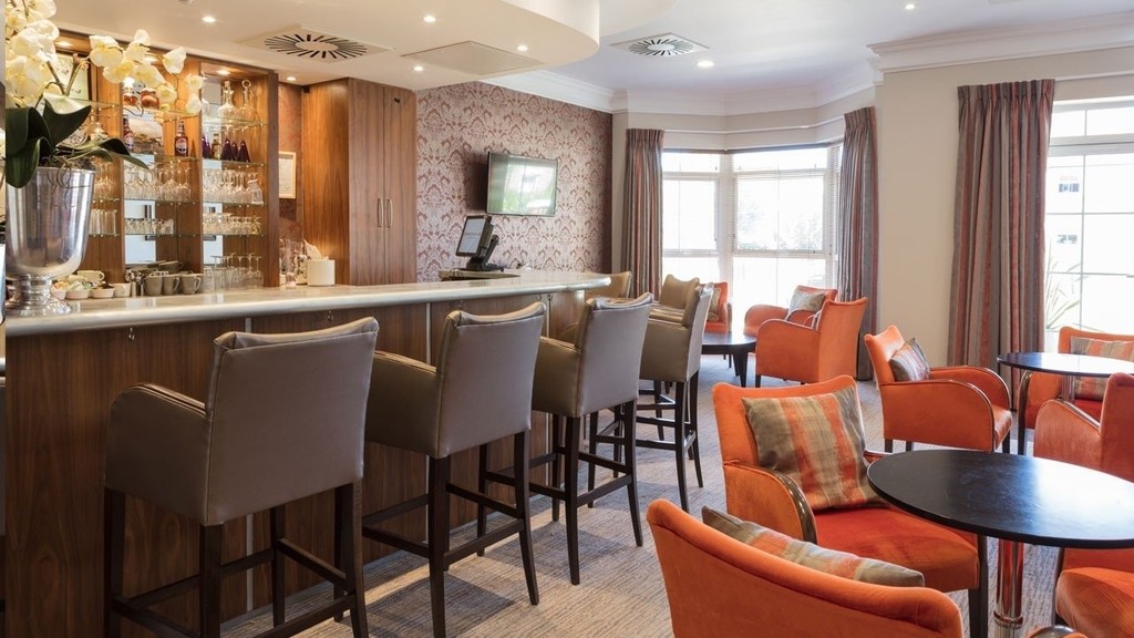 2 bed apartment for sale in 8 Martlet House, Durrants Drive, Horsham, West Sussex  - Property Image 14