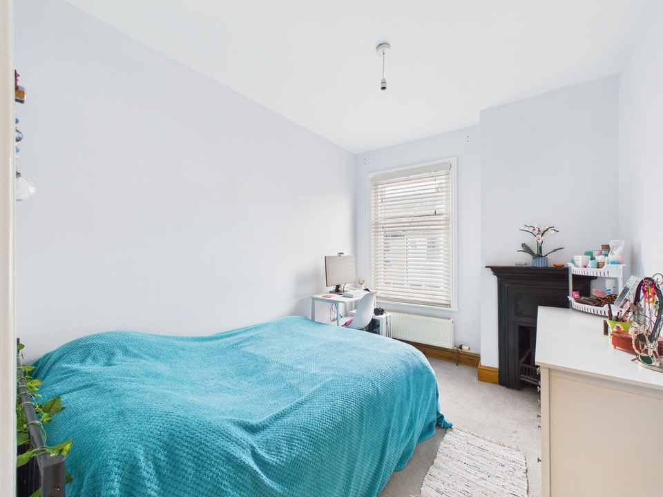 3 bed end of terrace house for sale in Norfolk Terrace, Horsham, West Sussex - Property Image 9