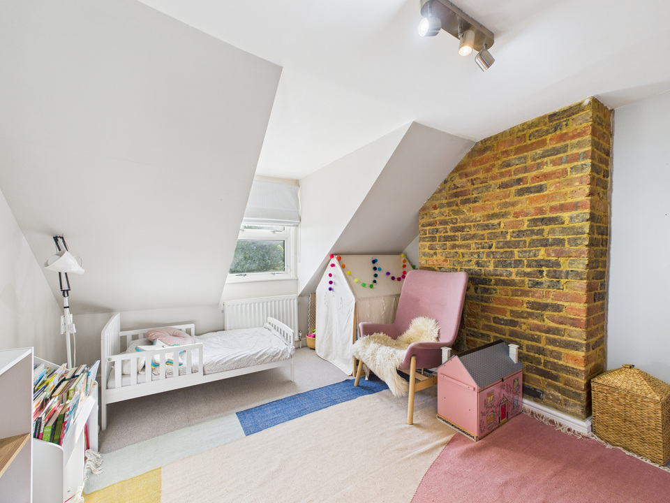 3 bed semi-detached house for sale in Denne Parade, Horsham - Property Image 18