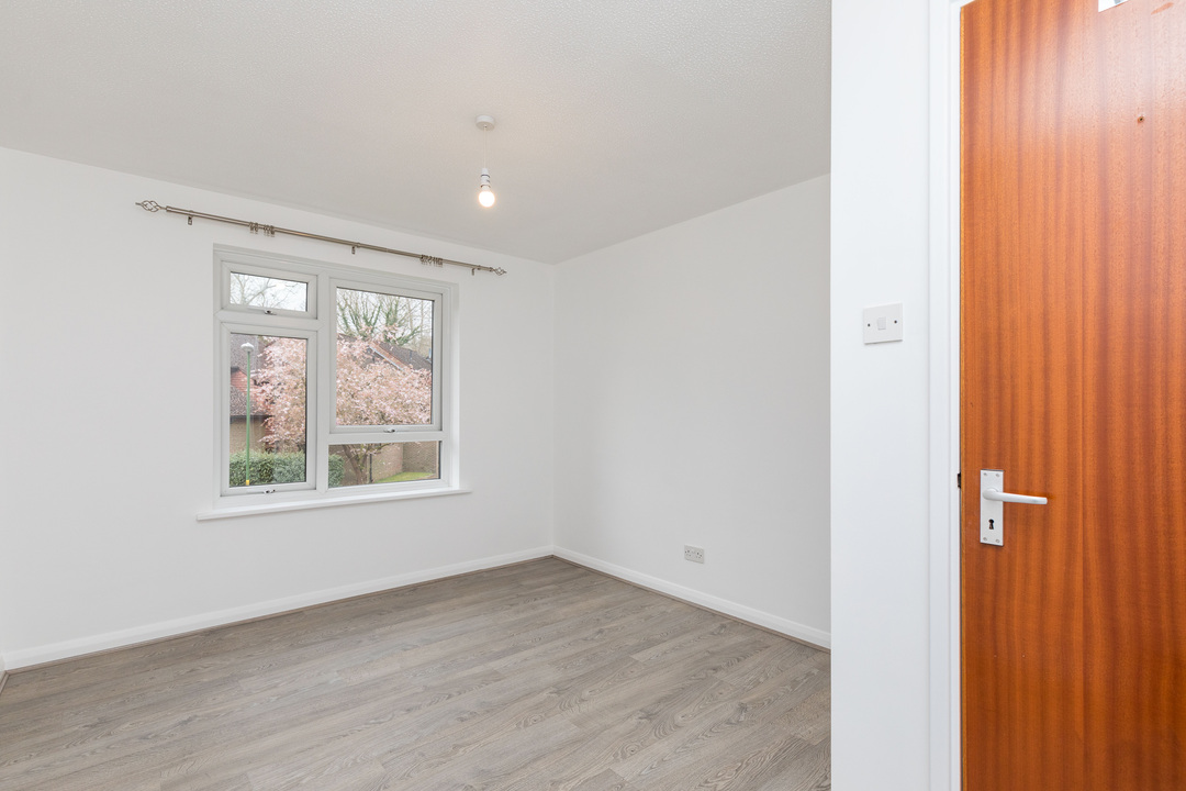 1 bed apartment for sale in Gorringes Brook, Horsham  - Property Image 2