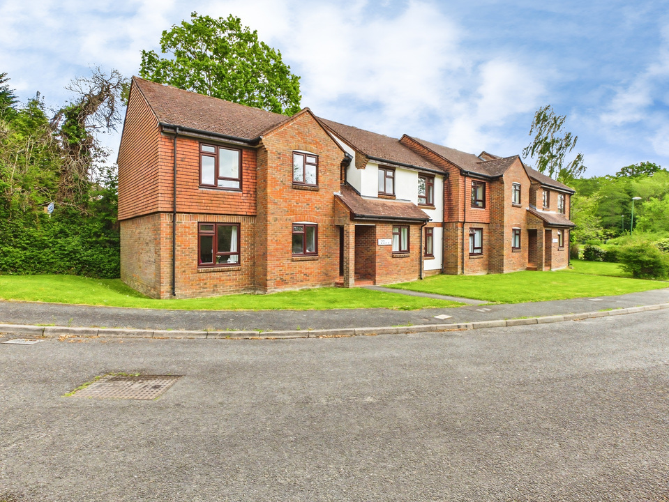 1 bed apartment for sale in Gorringes Brook, Horsham  - Property Image 8