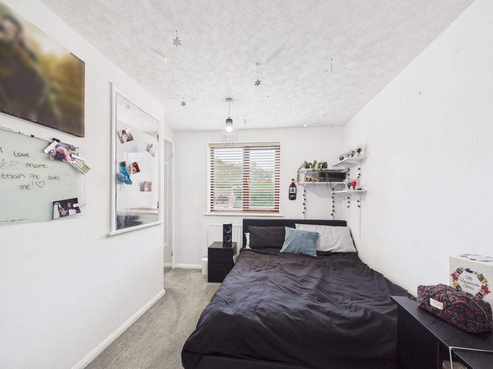 3 bed semi-detached house for sale in Dover Close, Southwater, Horsham, West Sussex  - Property Image 7