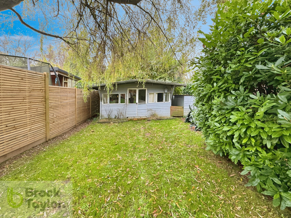 3 bed semi-detached house for sale in Coopers Wood, London Road, Handcross - Property Image 16