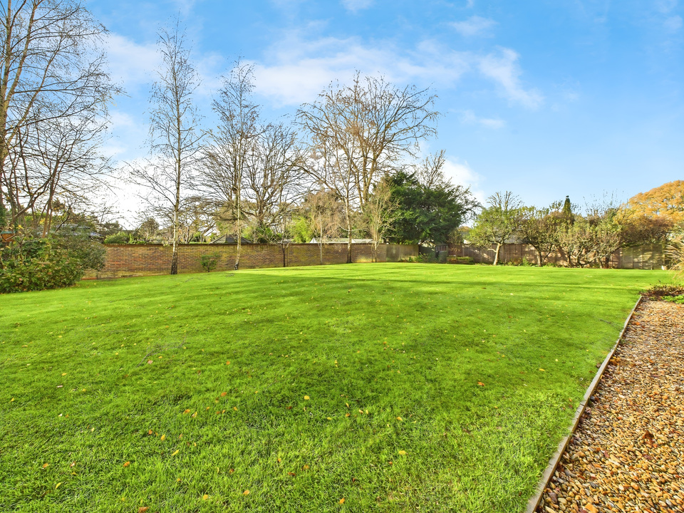 2 bed apartment for sale in Kentwyns Place , Kentwyns Drive, Horsham  - Property Image 20