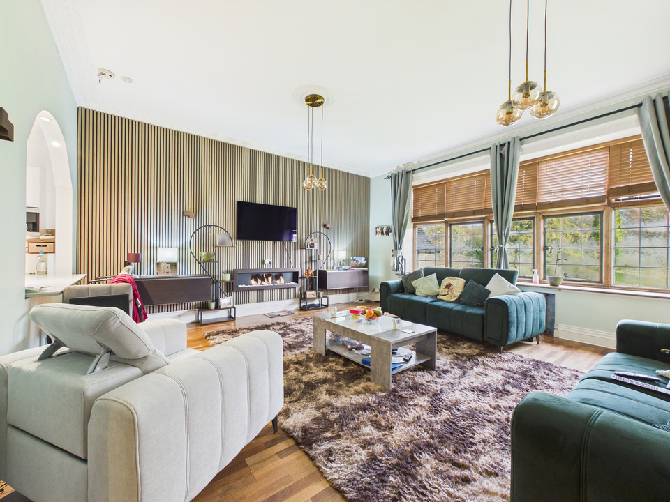 2 bed apartment for sale in The Apartment, Forest Road, Colgate, Horsham, West Sussex  - Property Image 3