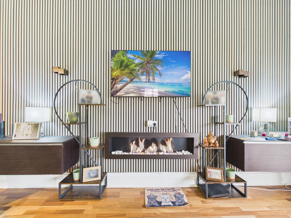 2 bed apartment for sale in The Apartment, Forest Road, Colgate, Horsham, West Sussex  - Property Image 4