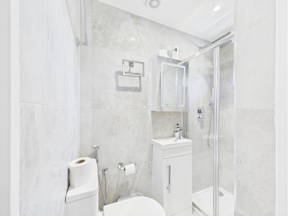 3 bed semi-detached house for sale in Keymer Road, Southgate, Crawley, RH11 8GP  - Property Image 12