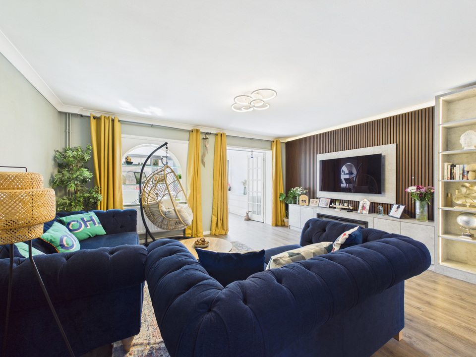 3 bed semi-detached house for sale in Keymer Road, Southgate, Crawley, RH11 8GP  - Property Image 13