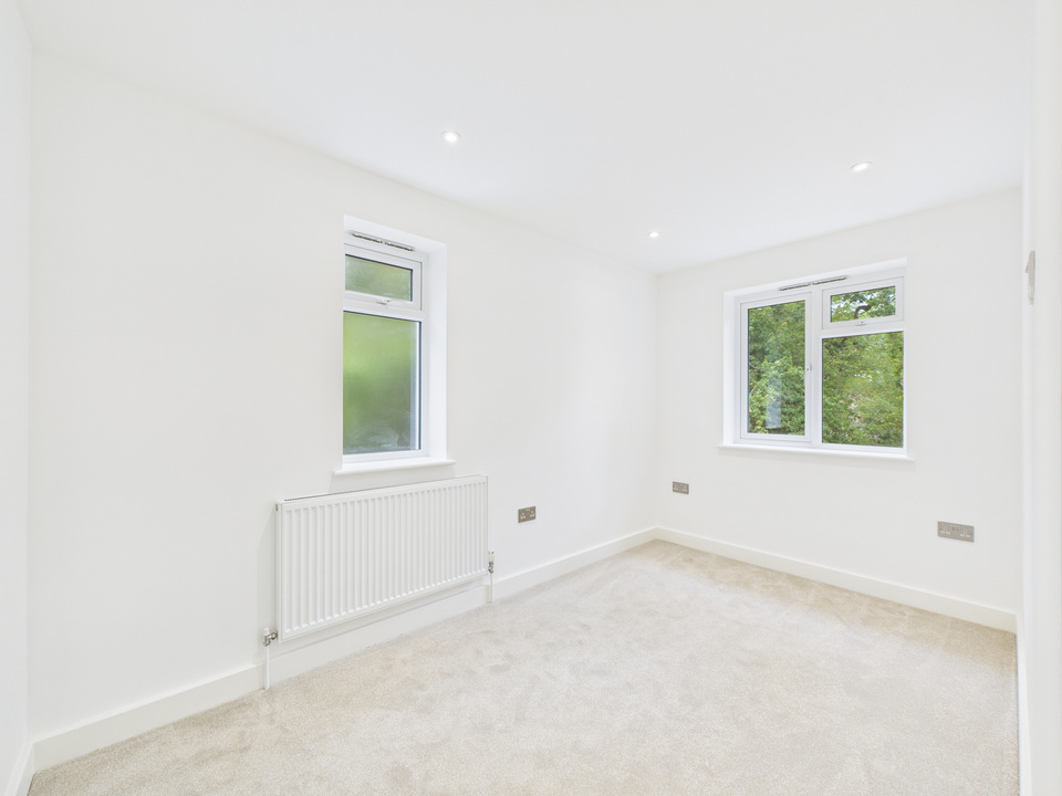 2 bed semi-detached house for sale in Timber Mill, Southwater - Property Image 5