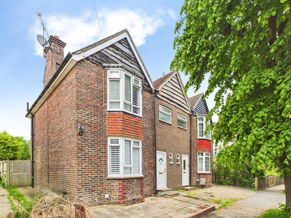 3 bed semi-detached house for sale in Leith View Road, Horsham - Property Image 1