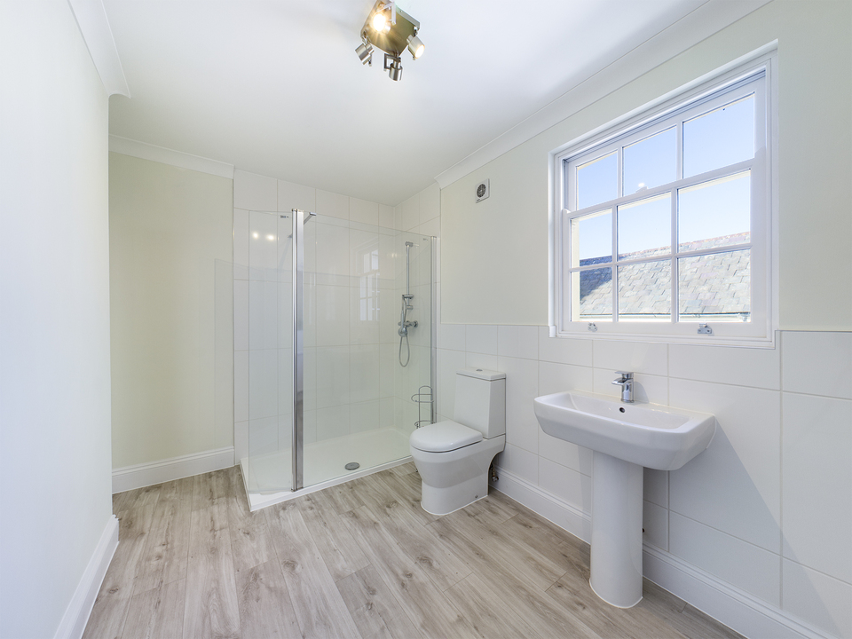 3 bed town house for sale in London Road, Horsham - Property Image 28