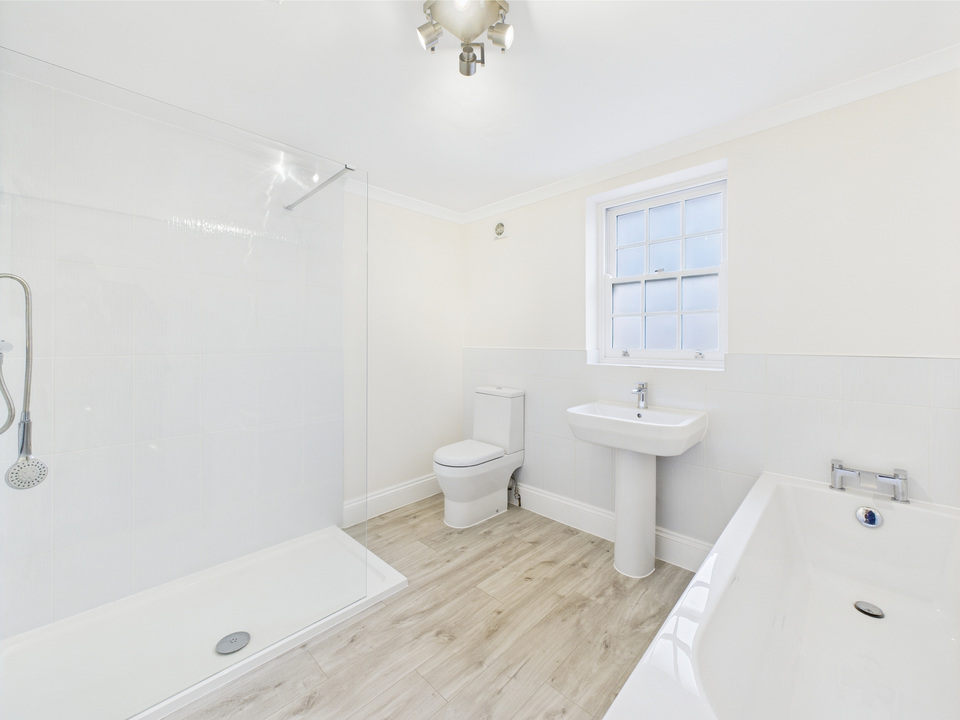 3 bed town house for sale in London Road, Horsham - Property Image 23