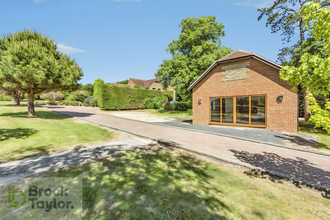 4 bed equestrian facility for sale in Cowfold Road, Bolney, West Sussex, RH17  - Property Image 13