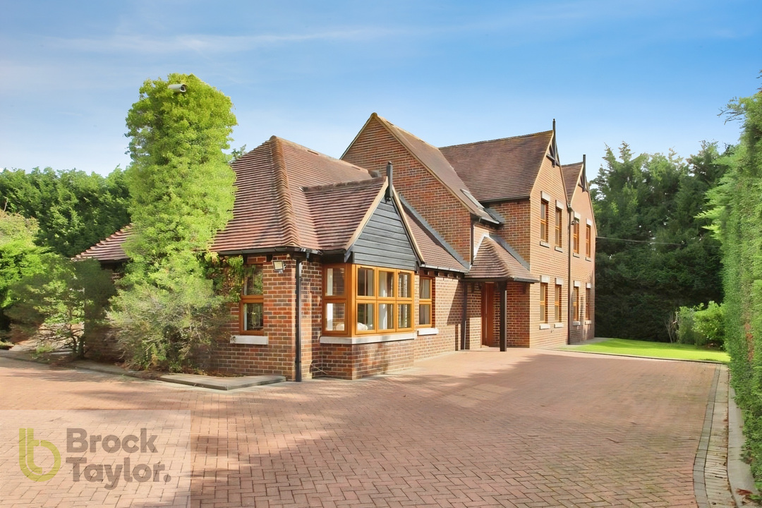 4 bed equestrian facility for sale in Cowfold Road, Bolney, West Sussex, RH17  - Property Image 4