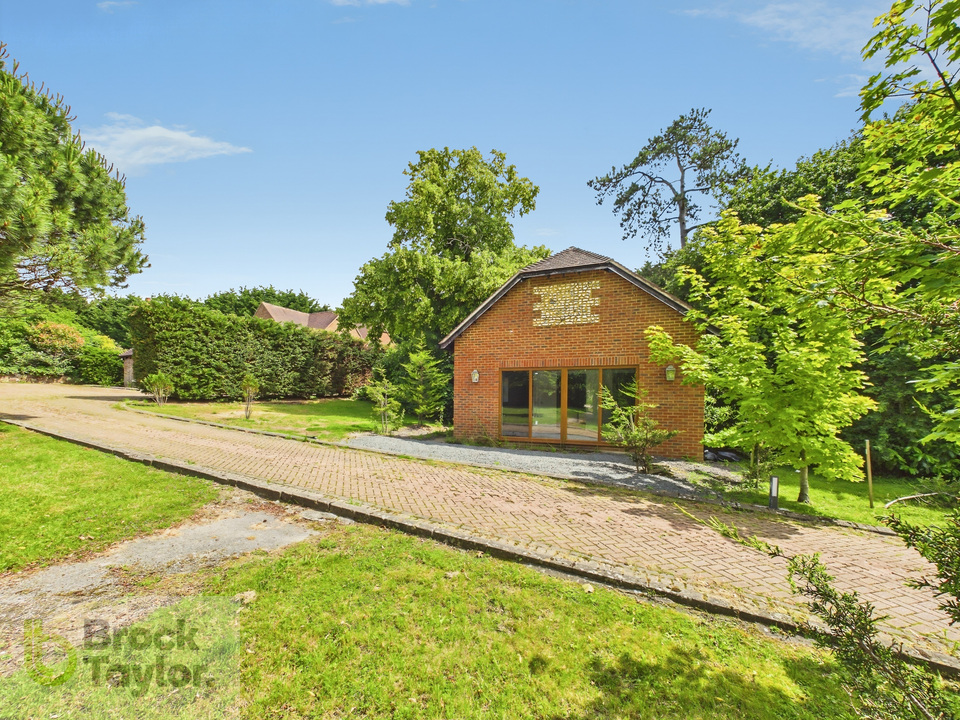 4 bed equestrian facility for sale in Cowfold Road, Bolney, West Sussex, RH17  - Property Image 45