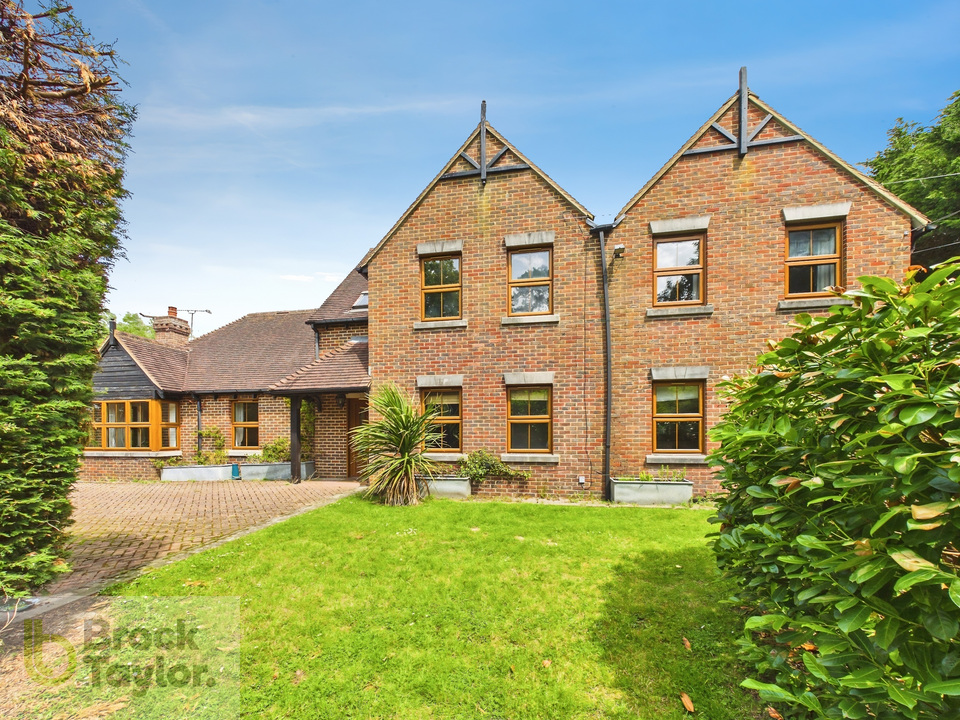 4 bed equestrian facility for sale in Cowfold Road, Bolney, West Sussex, RH17  - Property Image 10