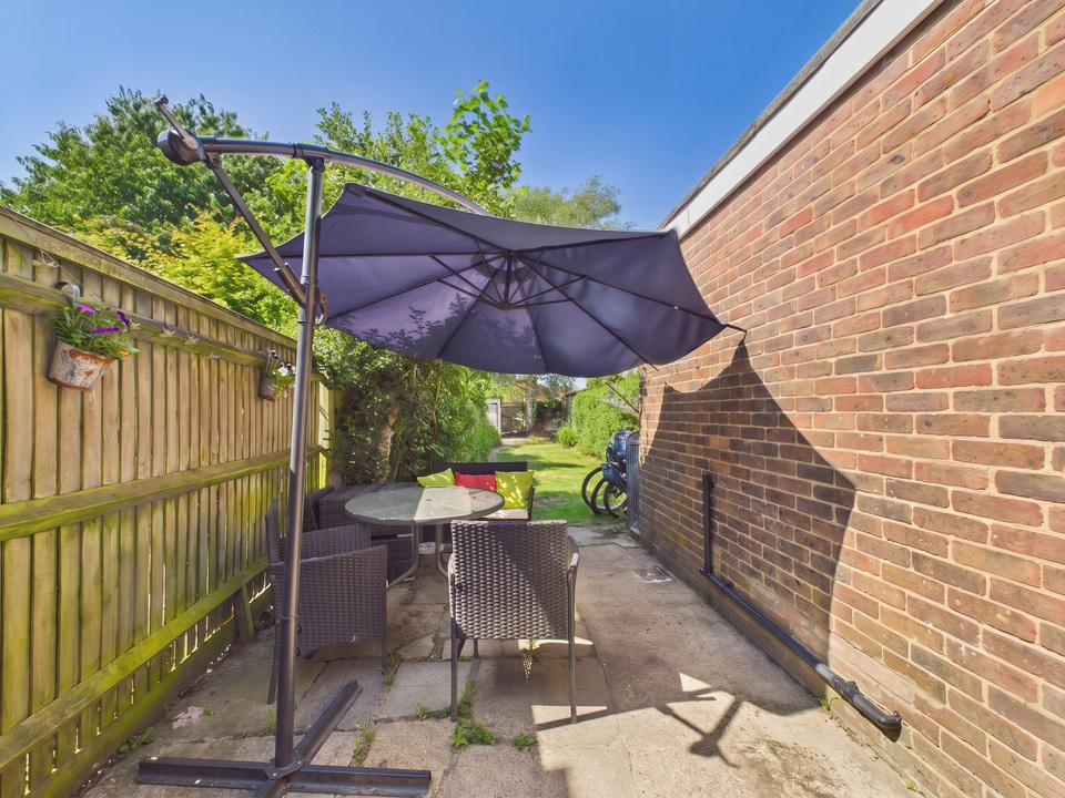 3 bed semi-detached house for sale in Crawley Road, Horsham, West Sussex  - Property Image 15