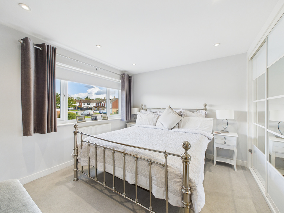 4 bed semi-detached house for sale in Oakwood, Partridge Green  - Property Image 4