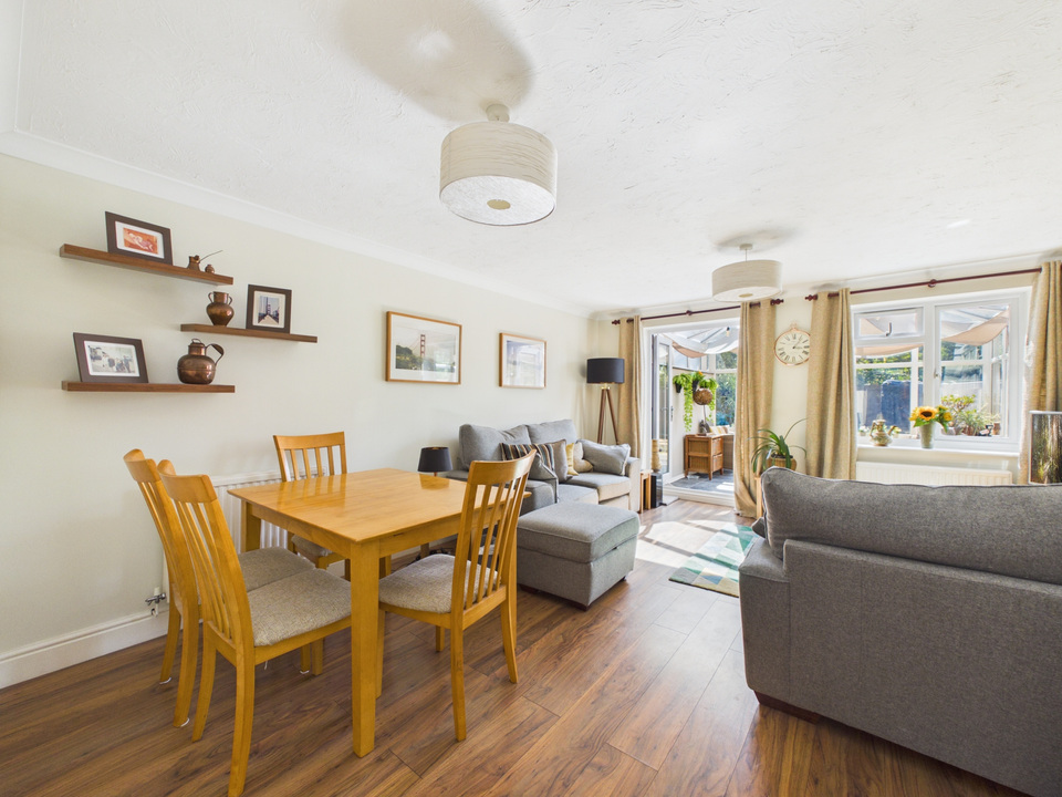 3 bed semi-detached house for sale in Oak Tree Way, Horsham, West Sussex - Property Image 2
