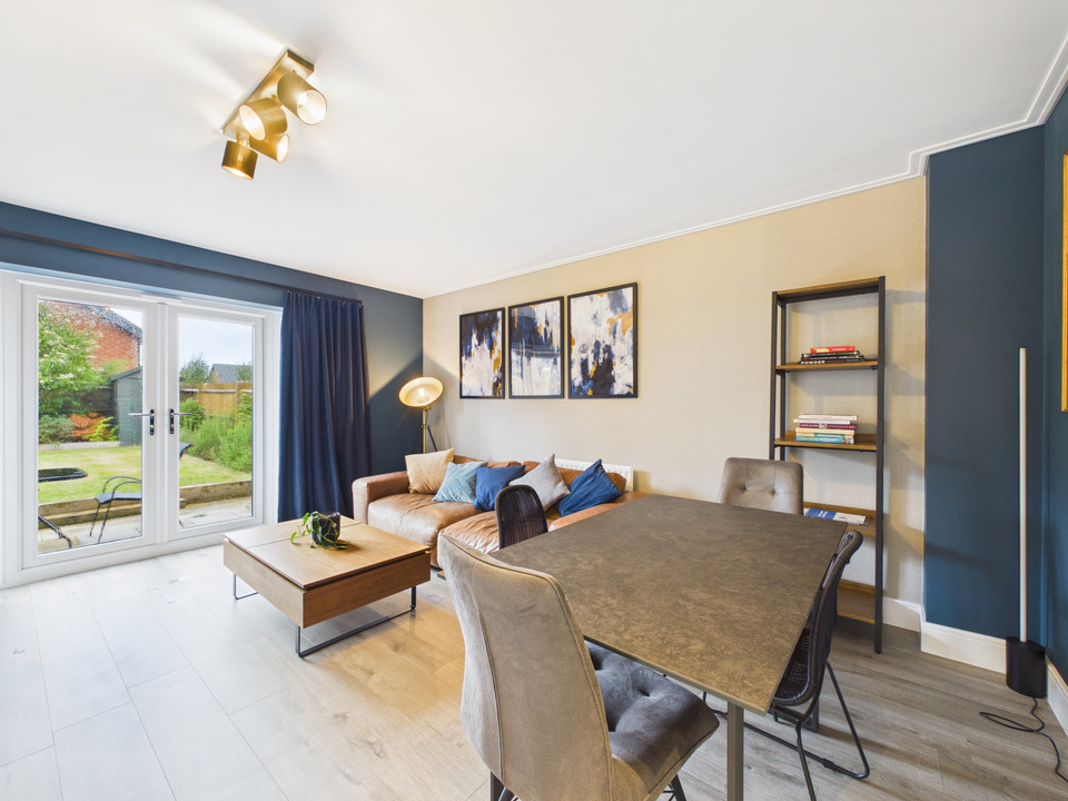2 bed semi-detached house for sale in Bensons Hill Road, Pease Pottage, Crawley, West Sussex - Property Image 2