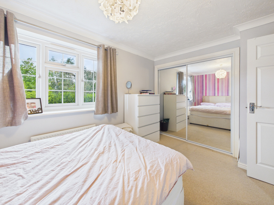 4 bed detached house for sale in Bartholomew Way, Horsham  - Property Image 19